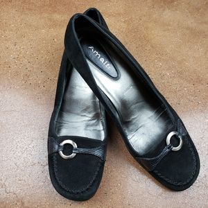 Amalfi Italian Made Black Suede Pumps, size 8.5